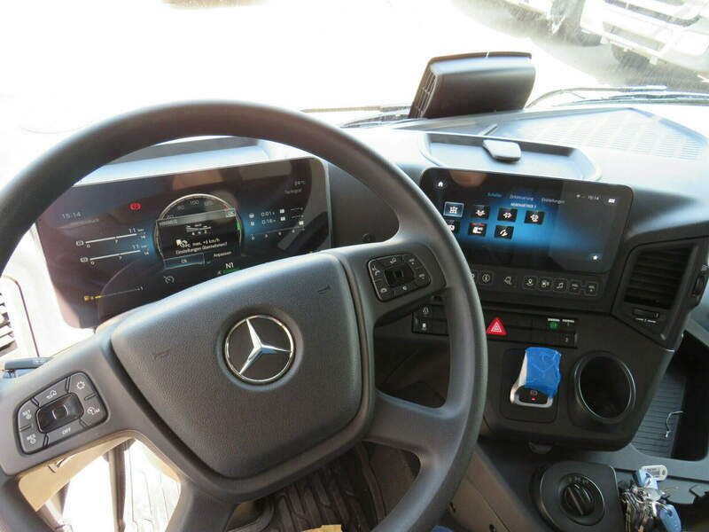 Mercedes Benz 2740  6x4 Schwing S36X
