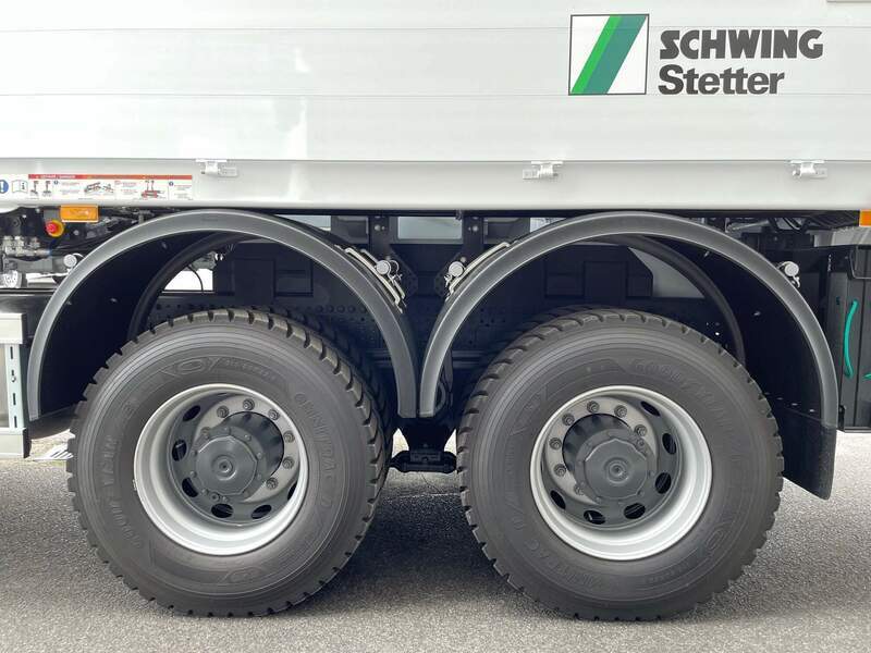 Mercedes Benz 2840  6x4 Schwing S36X