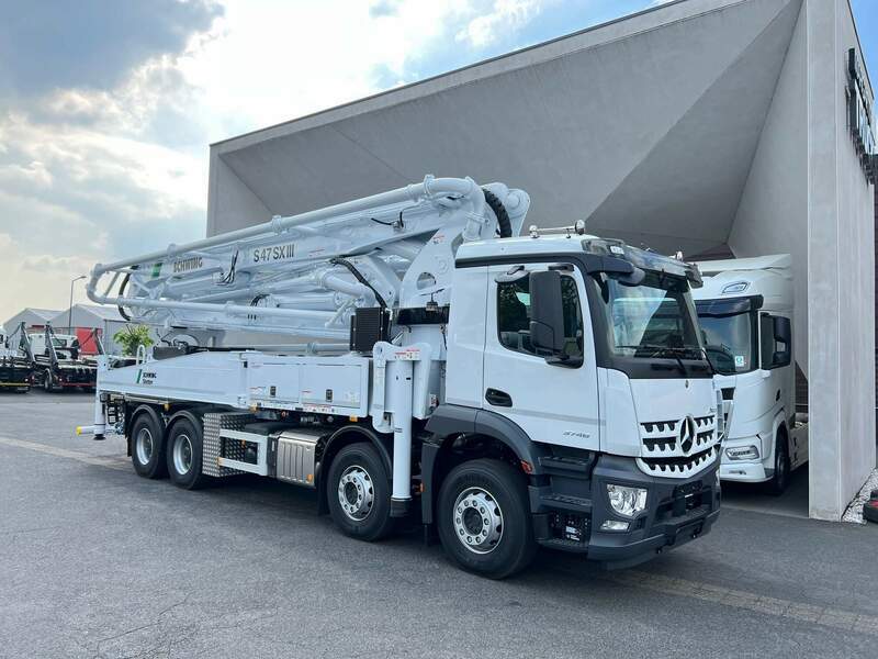 Mercedes Benz 3746 B  8x4 Easy Flex Schwing S47 SX III
