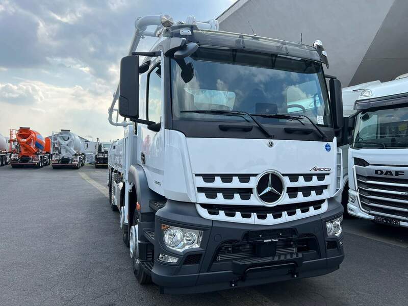 Mercedes Benz 3746 B  8x4 Easy Flex Schwing S47 SX III