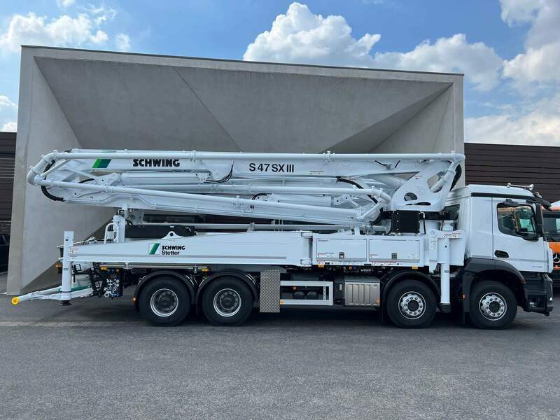 Mercedes Benz 3746 B  8x4 Easy Flex Schwing S47 SX III