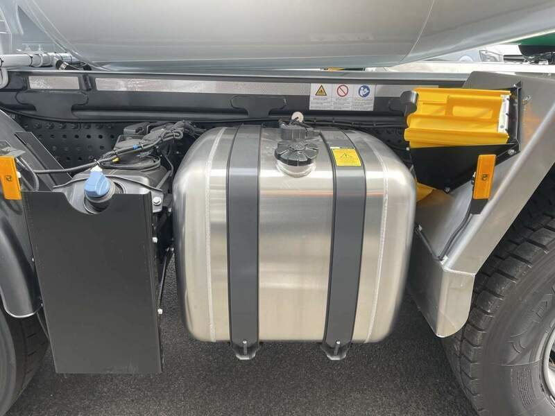 Mercedes Benz 3740 B  8x4 GSR Stetter AM 10 FHC BL