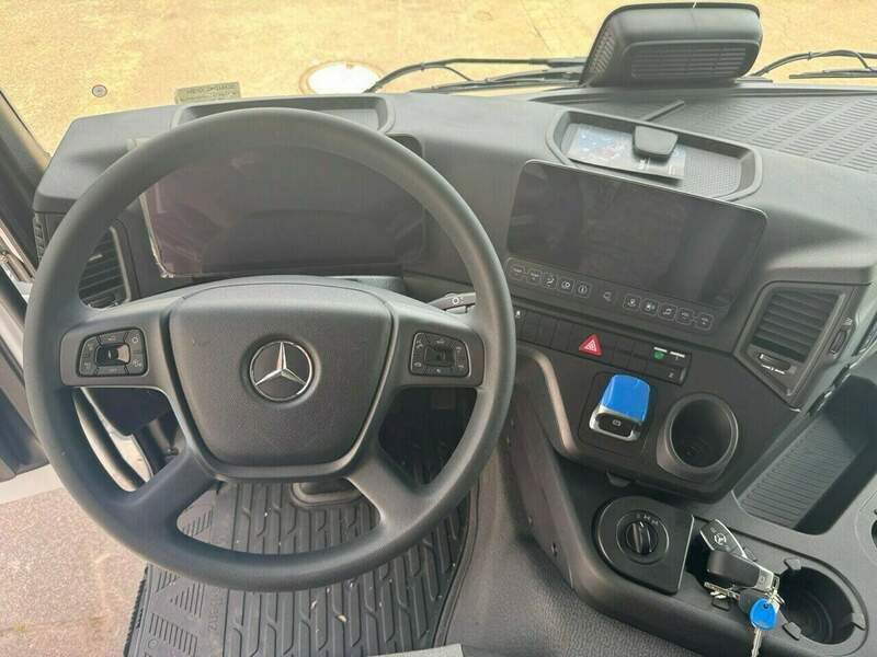 Mercedes Benz 2746  6x4 GSR easy flex Schwing S36X