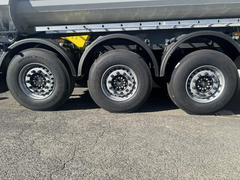 SCHMITZ CARGOBULL SKI 24 SL 7.2 24m³,Lenk/Lift