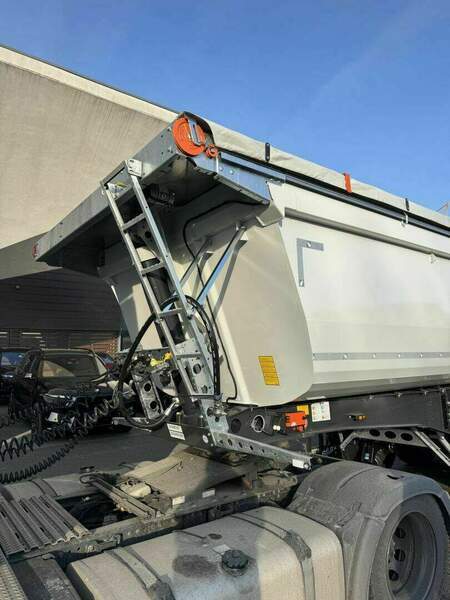 SCHMITZ CARGOBULL SKI 24 SL 7.2 24m³