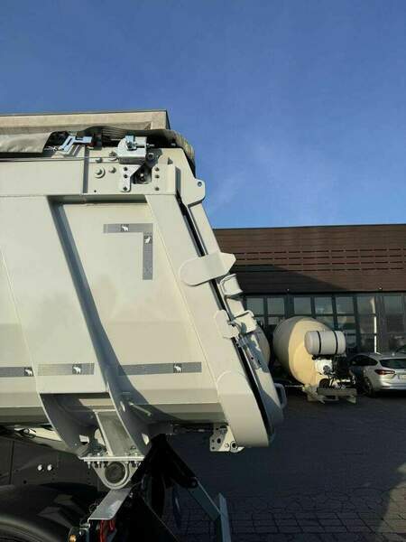 SCHMITZ CARGOBULL SKI 24 SL 7.2 24m³